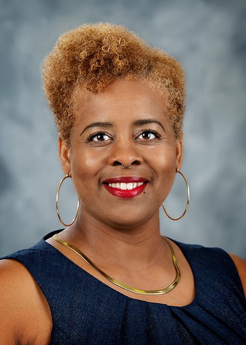 Qiana Cutts headshot